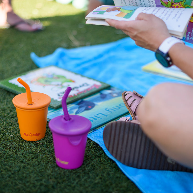 10oz-kid-s-cup-with-straw-lid-s7 10oz_kids_cups_straw_reading_blanket_square.jpg