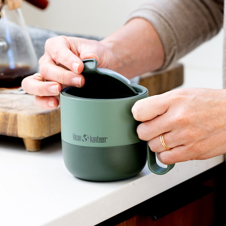 flip-lid-a3 rise_flip_lid_large_coffee_mug.jpg